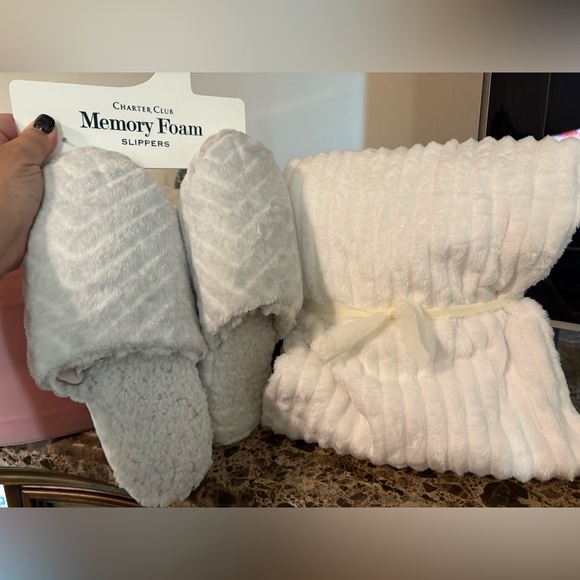 Charter Club Other - Charter Club Soft Gray Memory Foam Slippers & White Ribbed Blanket NWT